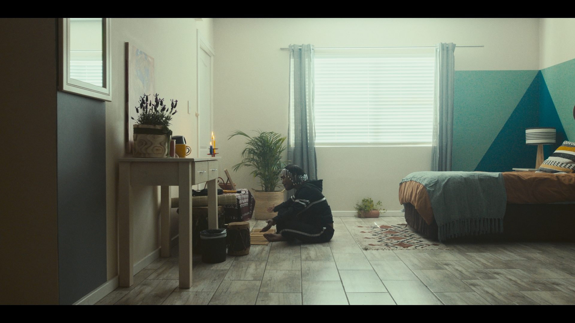 still 6